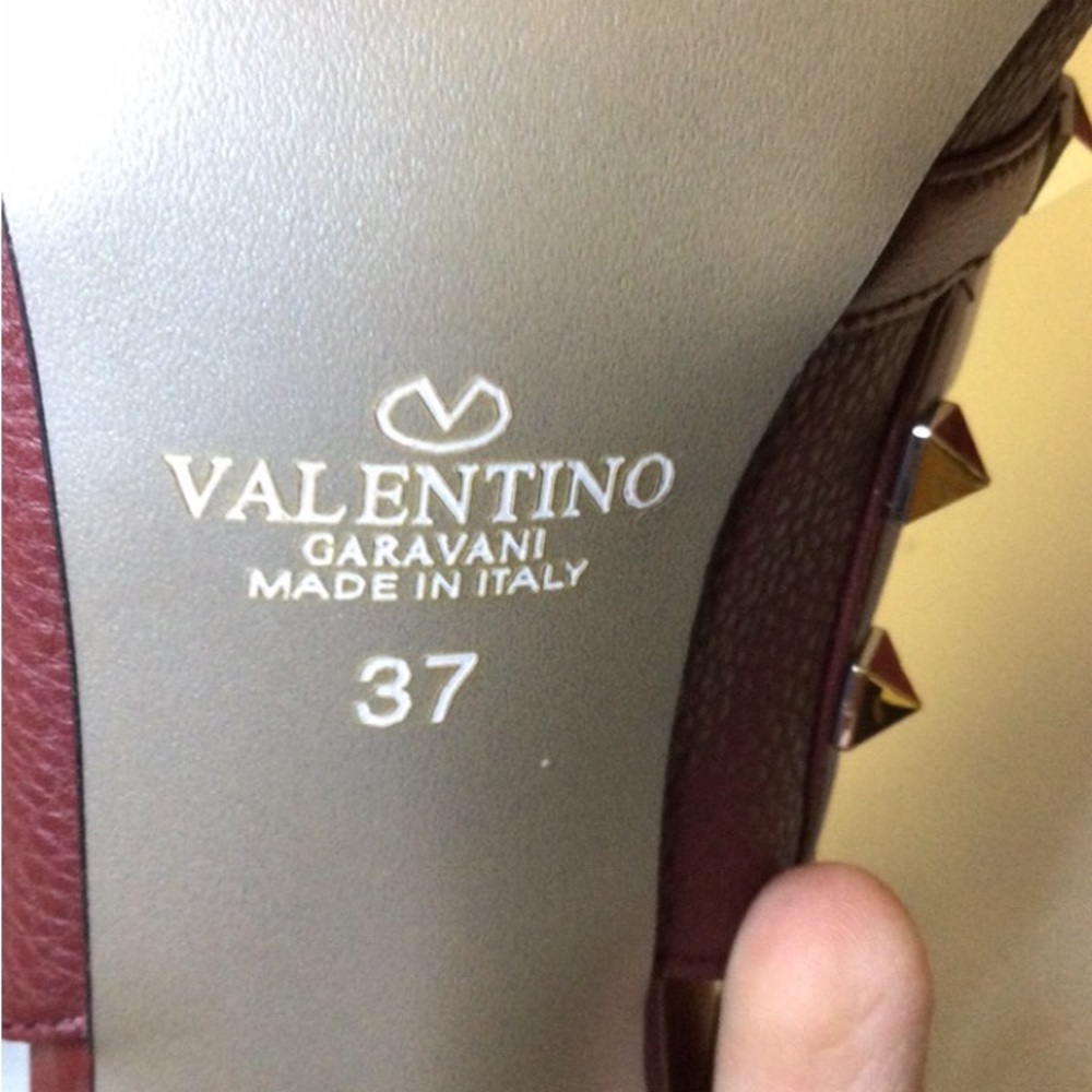 Heels - Picture 7 of 8